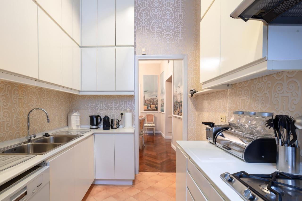 Apartment Colonna Traiana Apartment Rome